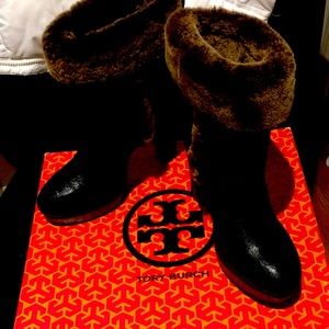 NIB 7.5 Tory Burch high heel bootie
